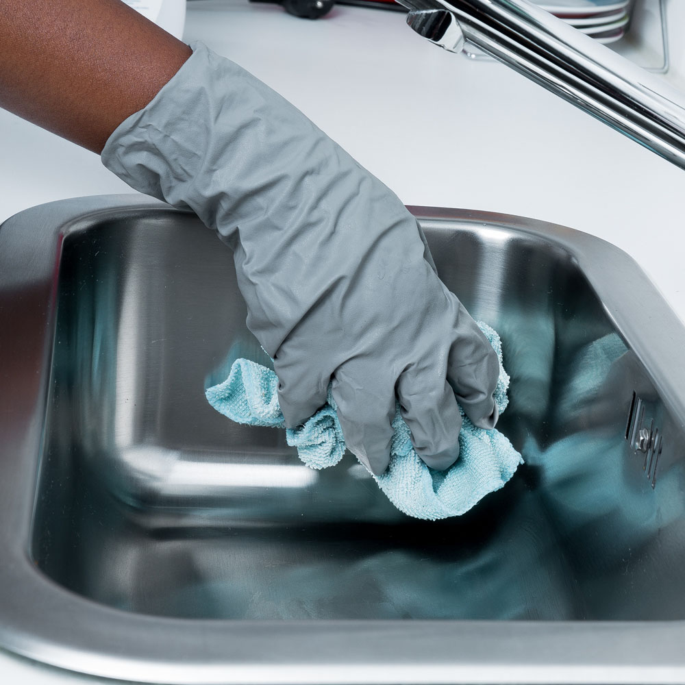 Suministro de productos de limpieza